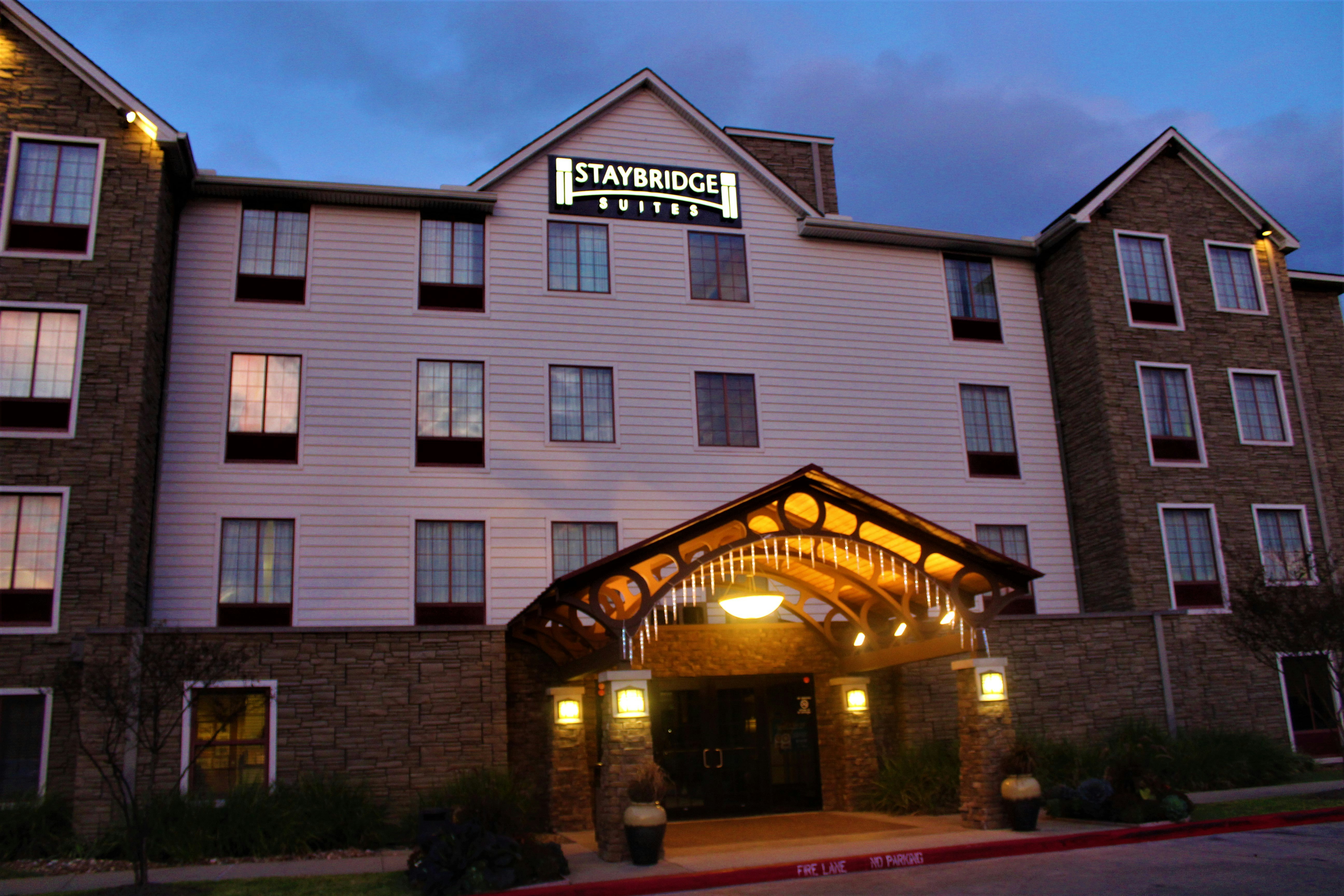 Staybridge Suites Houston Willowbrook 6/67