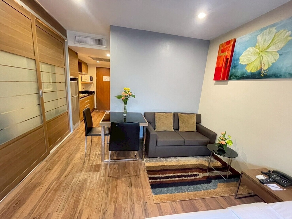 Sima Thani Hotel 43/50