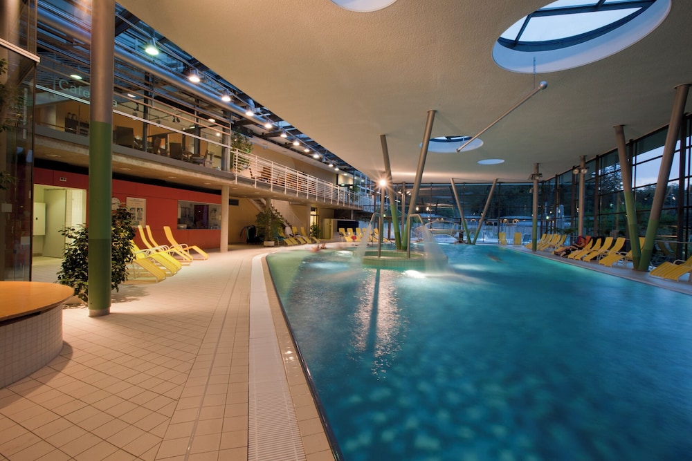 Sante Royale Hotel 62/65