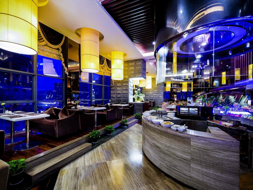 Grand Mercure Xiamen Downtown 70/74