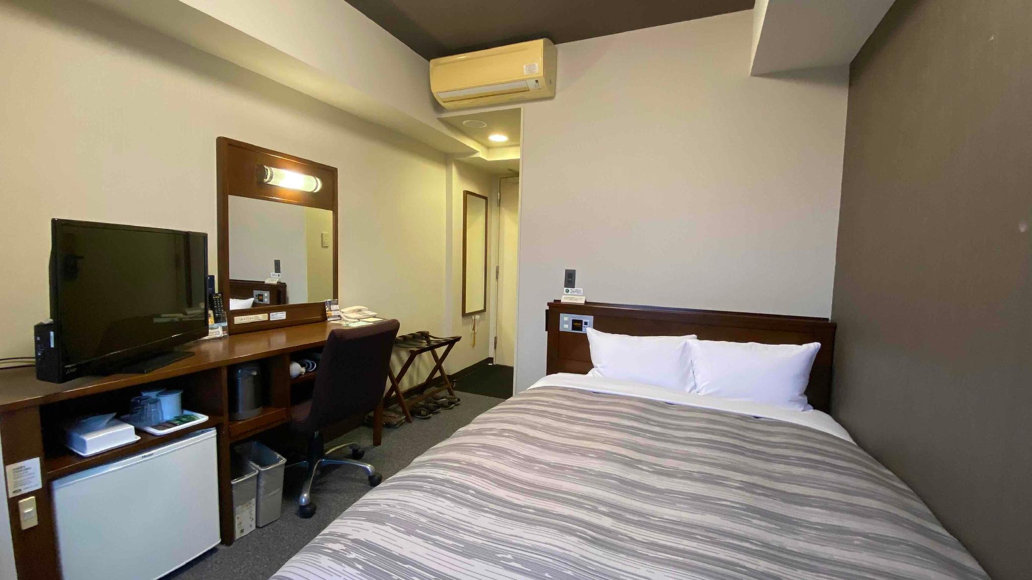 Semi Room, Standard, Semi Double Bed
