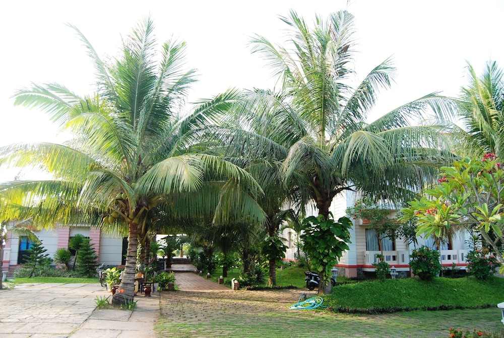Non Nuoc Resort 63/70
