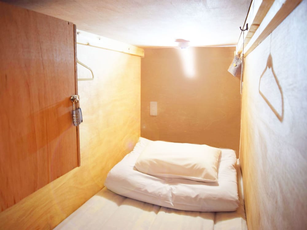 Hiroshima Hostel En 6/26