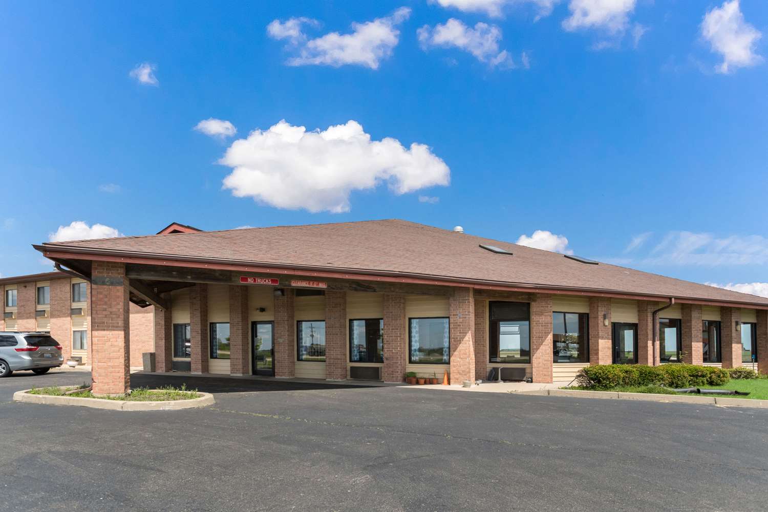 Quality Inn Rochelle IL 2/43