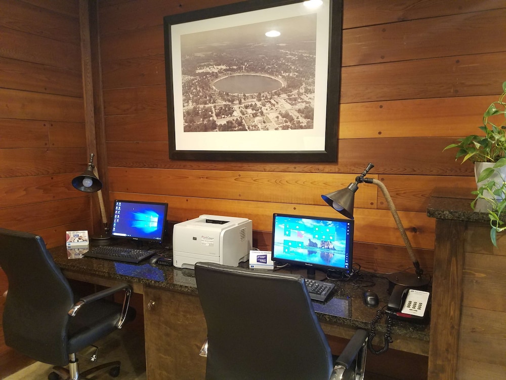 Best Western Crossroads Inn 19/19