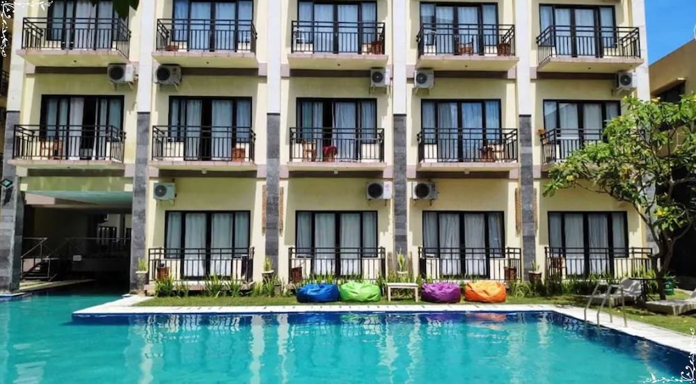 The Aromas Of Bali Hotel And Residence 2/48