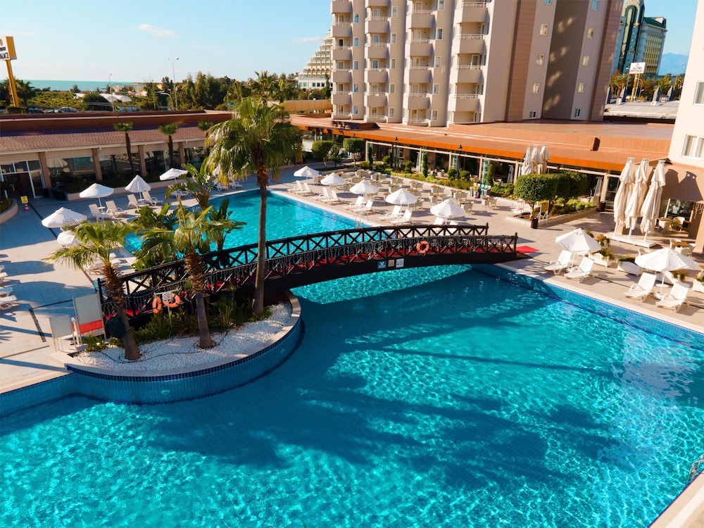 Grand Park Lara Hotel in ANTALYA