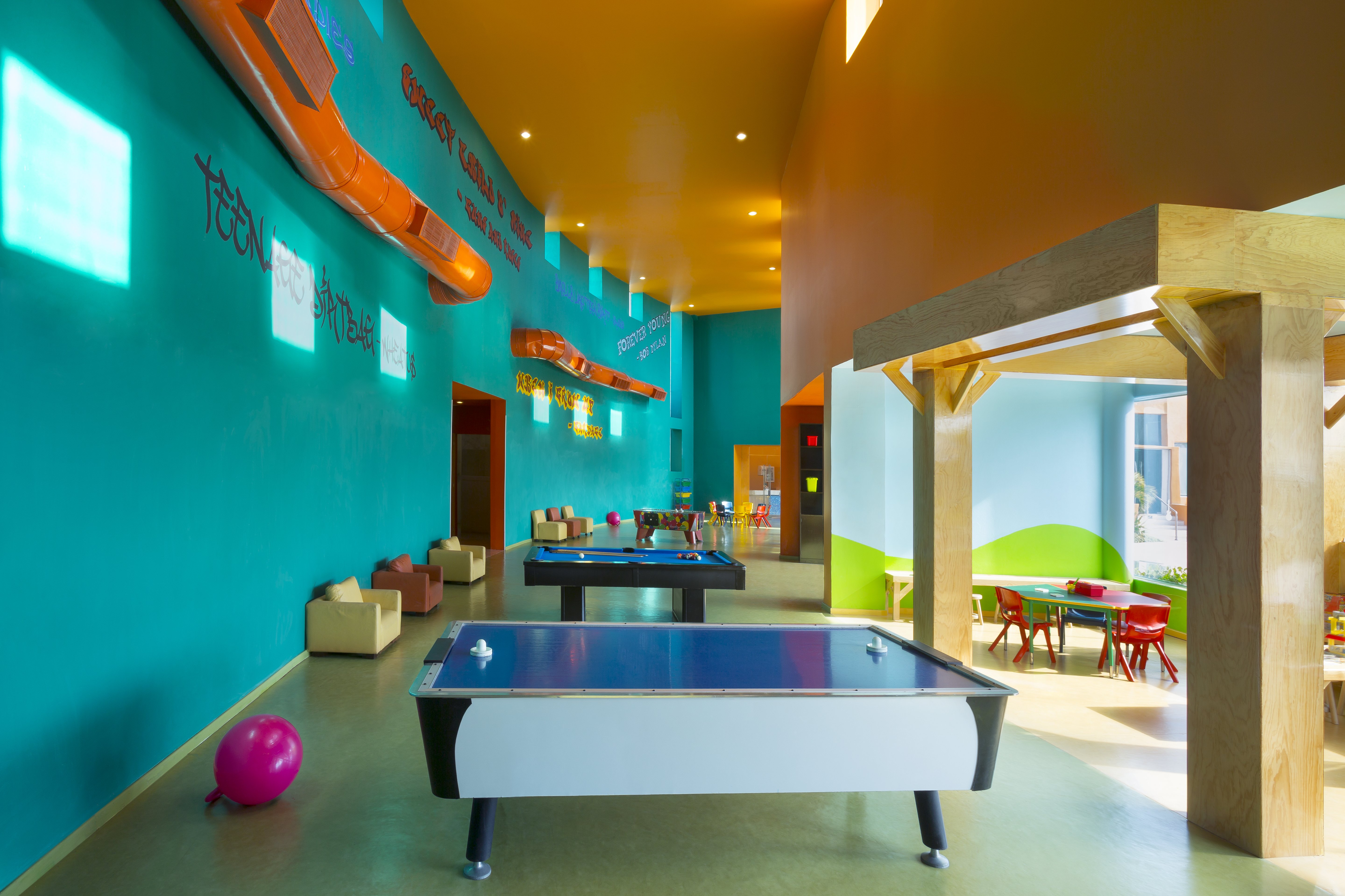 Hard Rock Hotel Cancun 12/80