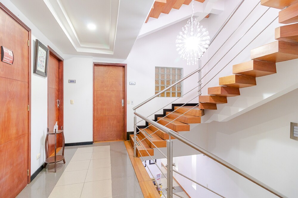 Ayenda 1043 Apartahotel Kafir 38/59