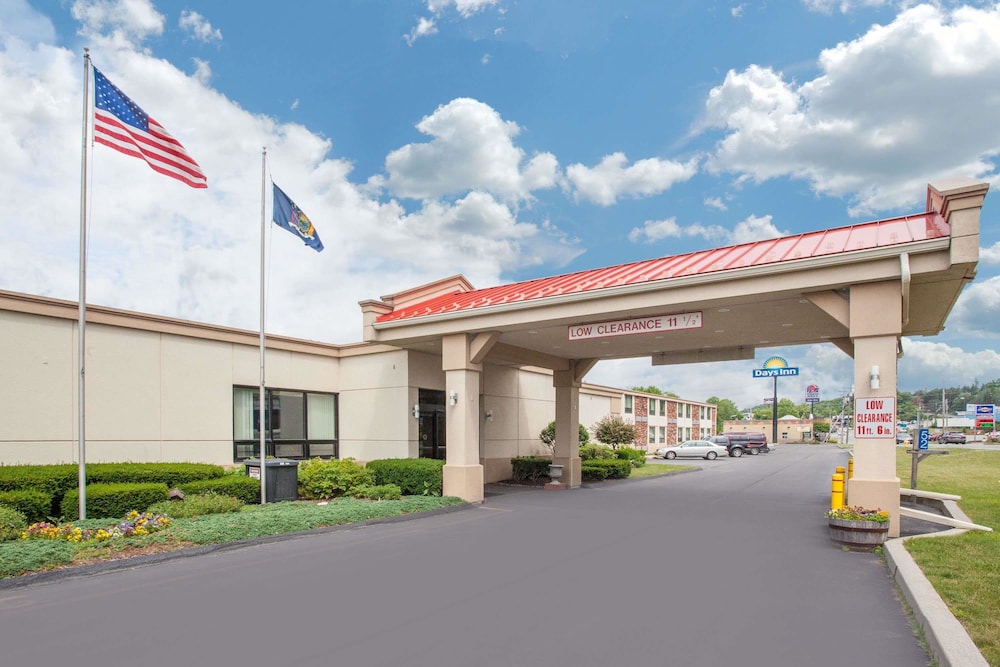Days Inn By Wyndham Liberty 3/41