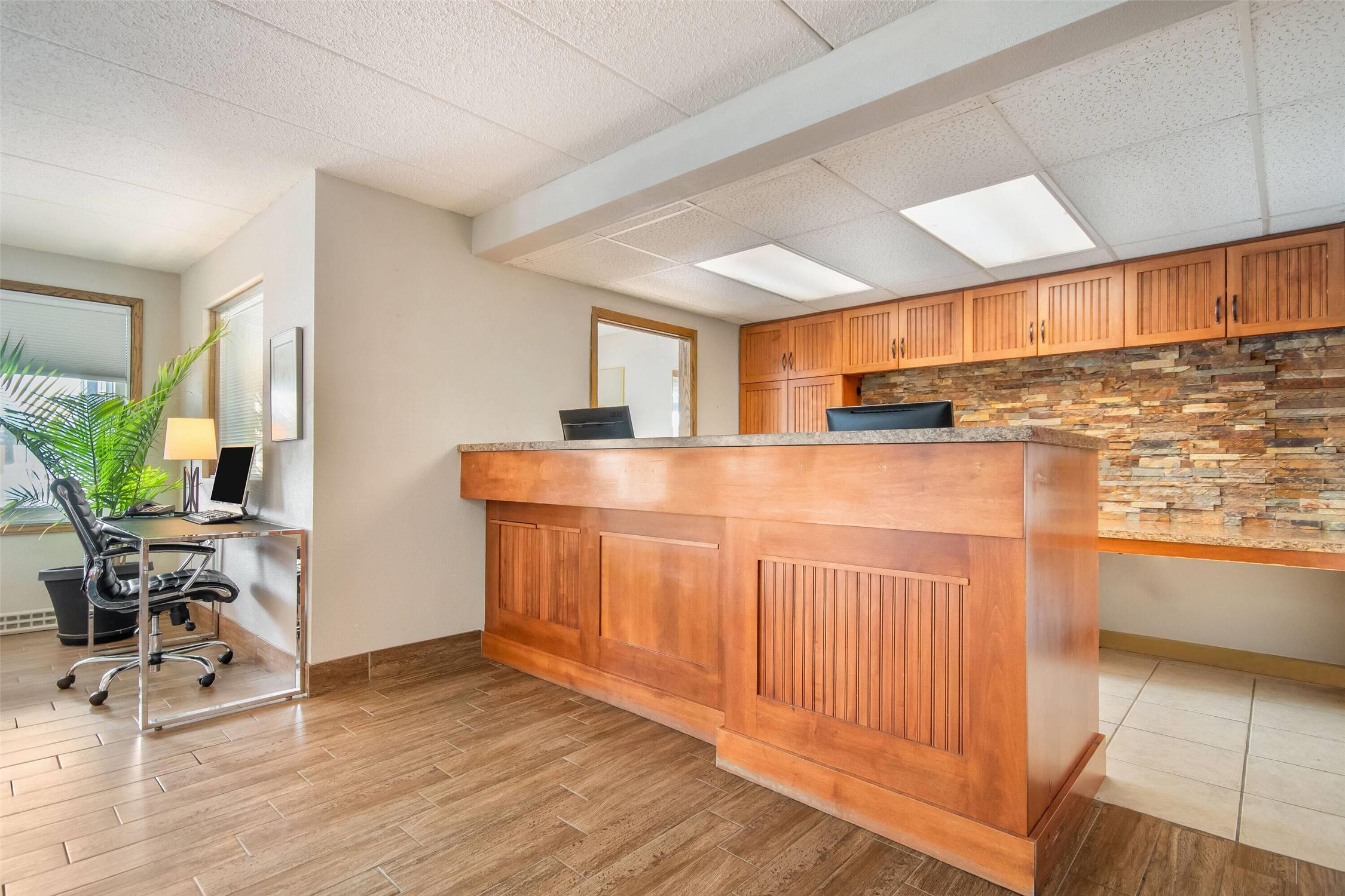 Days Inn by Wyndham International Falls 6/21