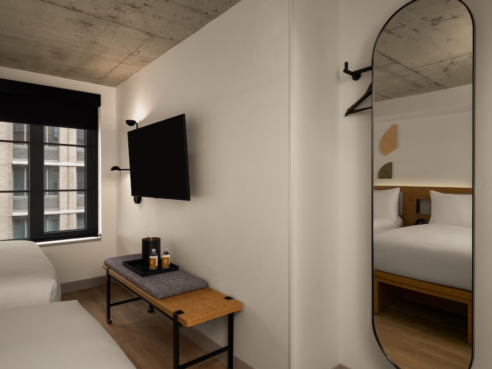 Hotel 38 New York City, Tapestry Collection by Hilton 33/52