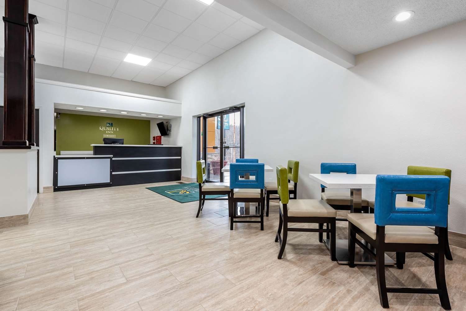 Quality Inn Coraopolis - Pittsburgh Airport 20/32