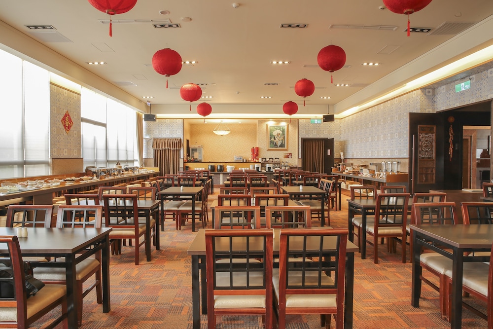 Jia Hsin Garden Hotel 54/64