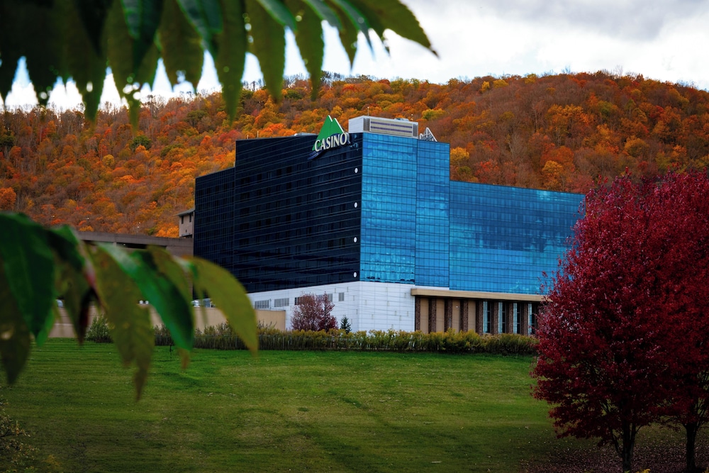 Seneca Allegany Resort And Casino 45/48