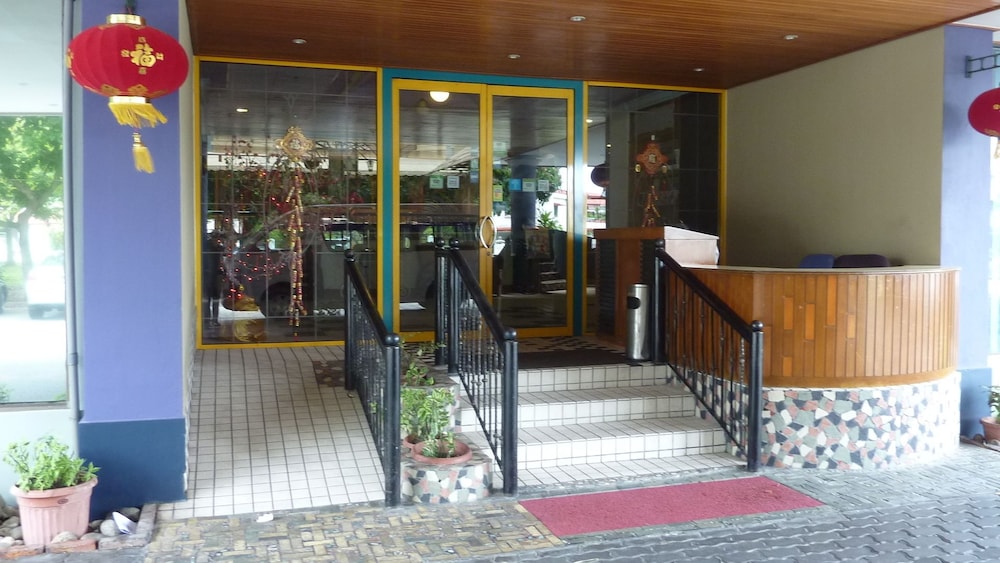 Megah D Aru Hotel Tanjung Aru Kota Kinabalu 9/50