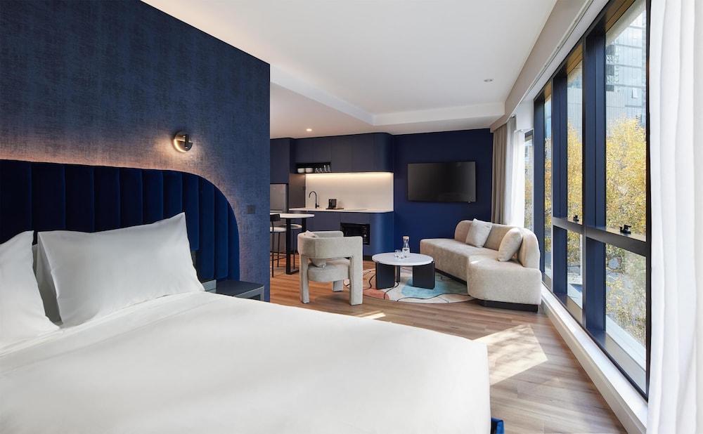 Hyatt House South Melbourne 10/47