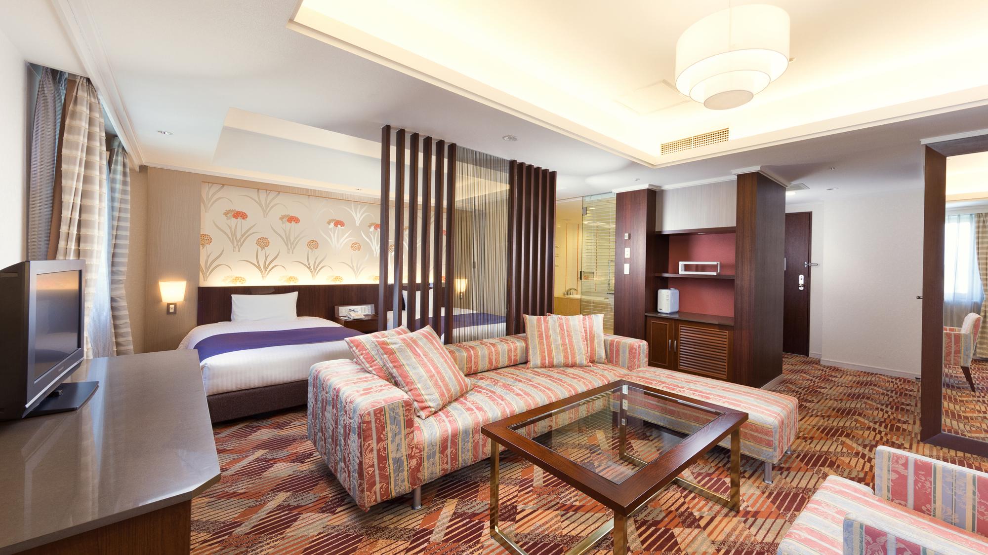 Suite, Quadruple, Mountain View, Night View