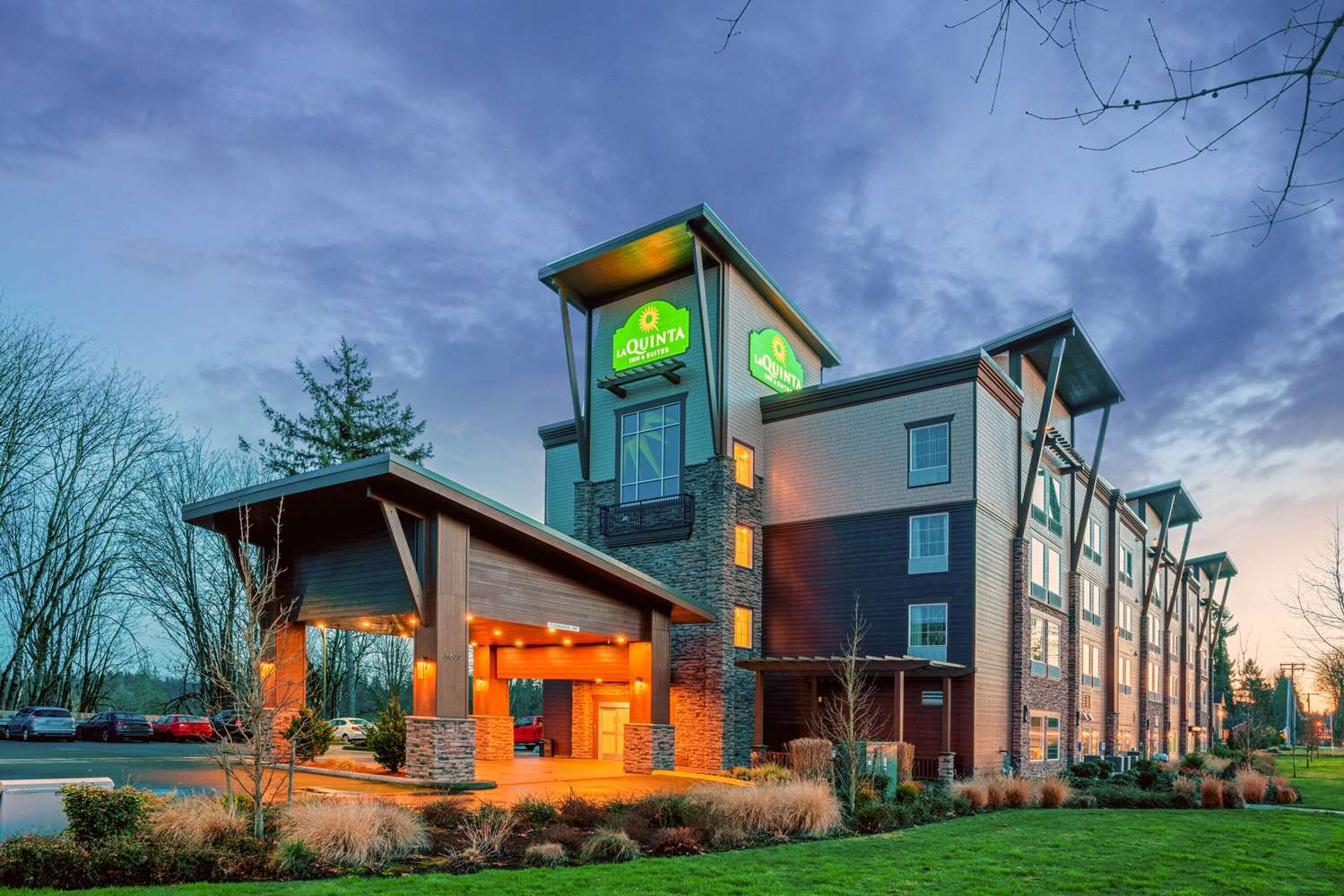 La Quinta Inn & Suites by Wyndham Tumwater - Olympia 1/64