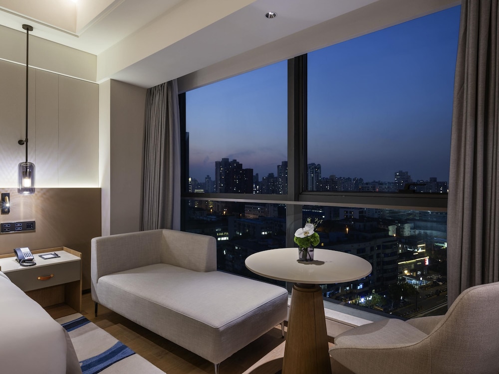 Novotel Shanghai JingAn 25/50