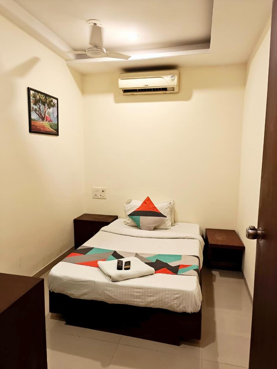Economy, Single, Single Bed
