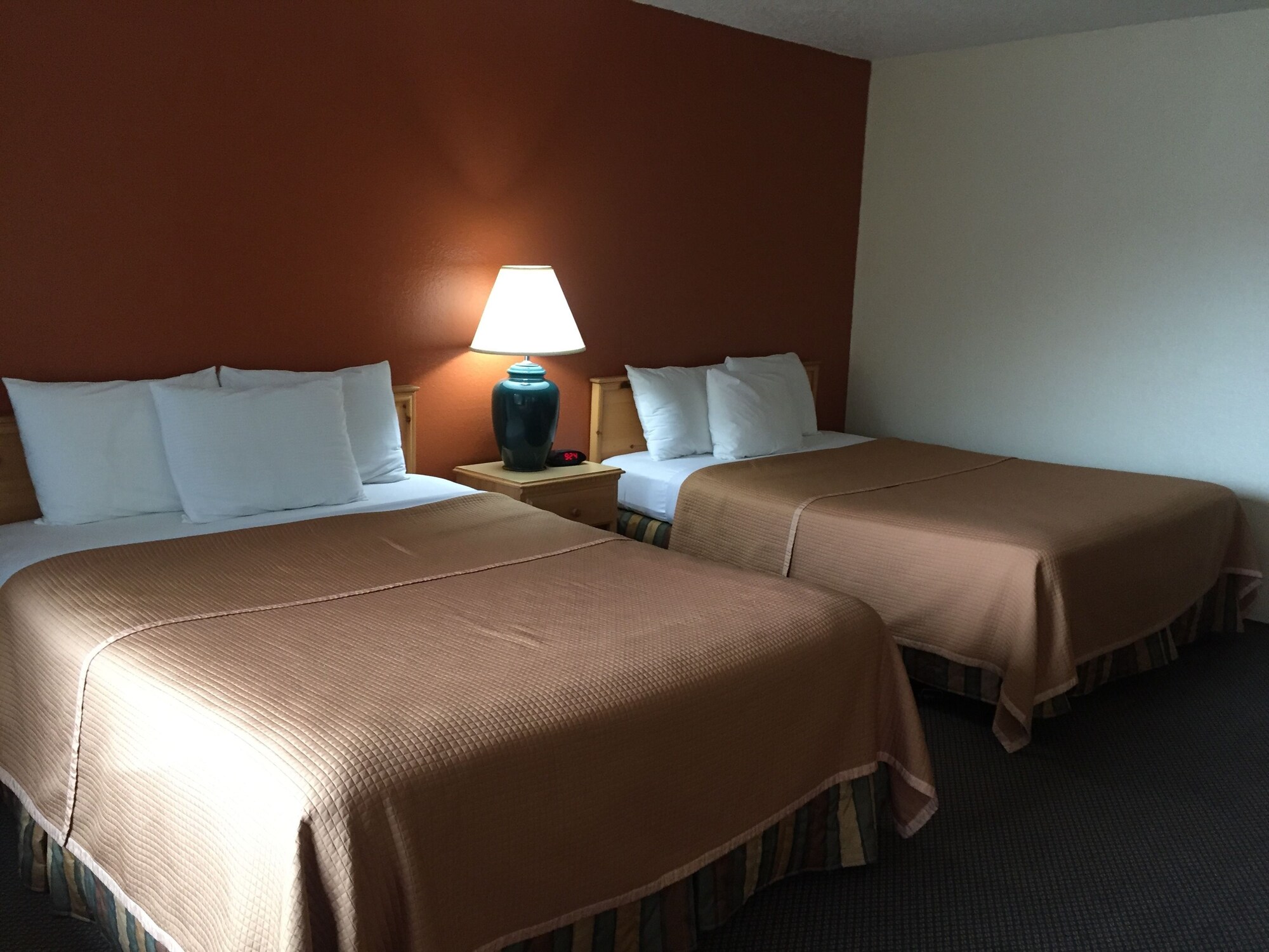 Standard, 2 Queen Beds