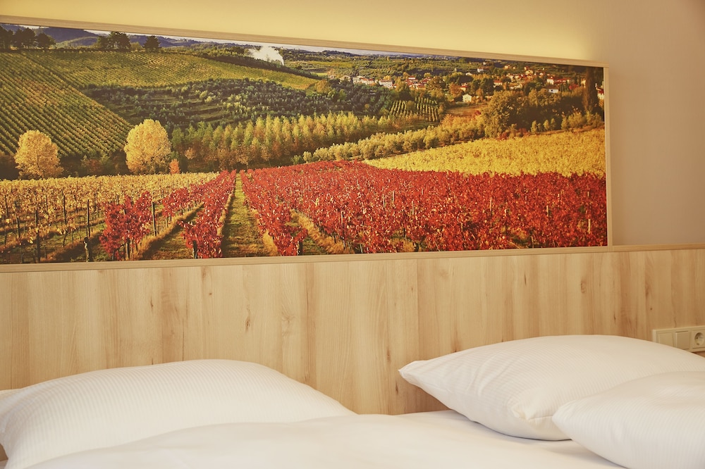H Hotel Stuttgart Herrenberg 31/63