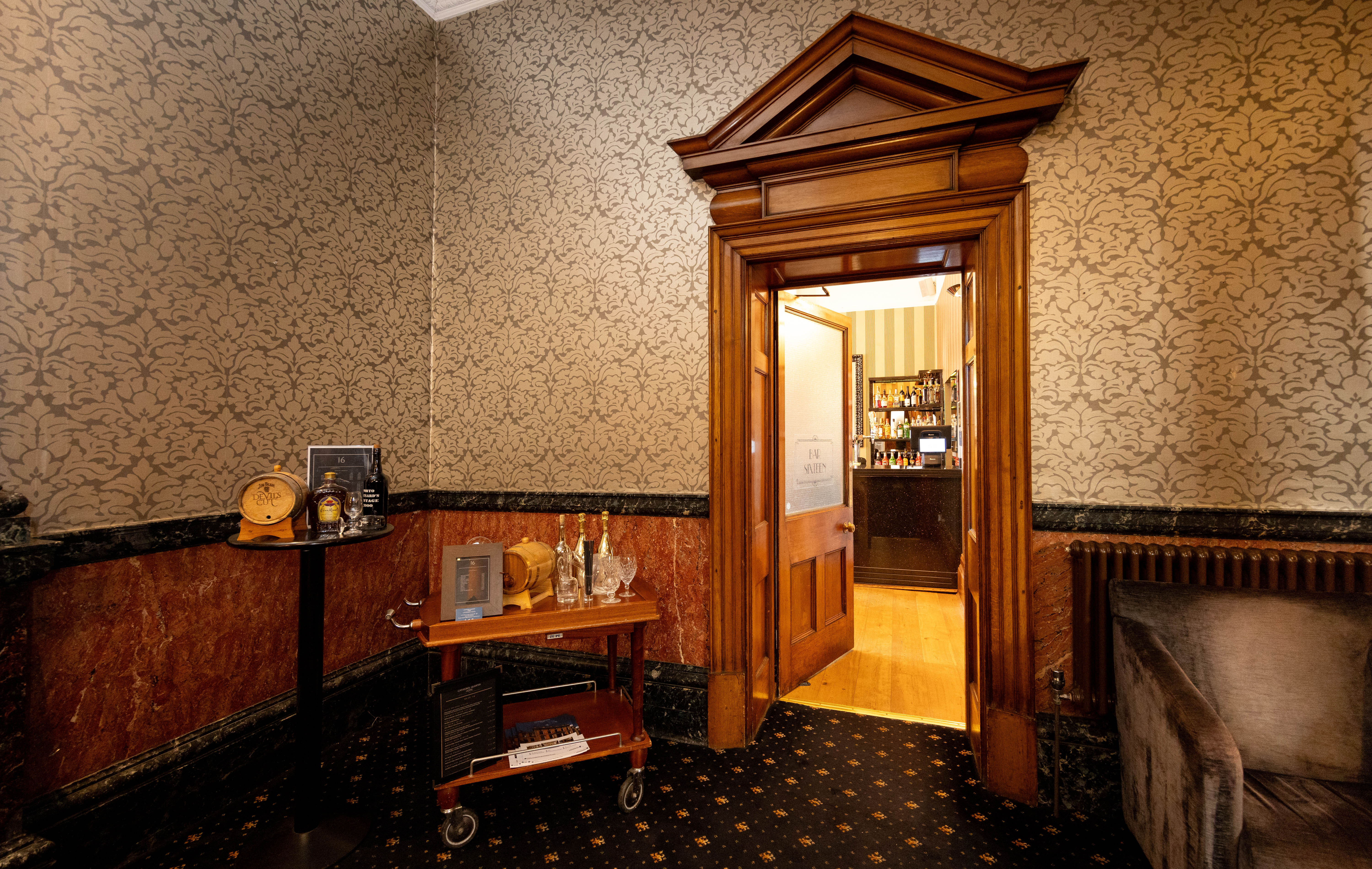 Cathedral Quarter Hotel 9/50