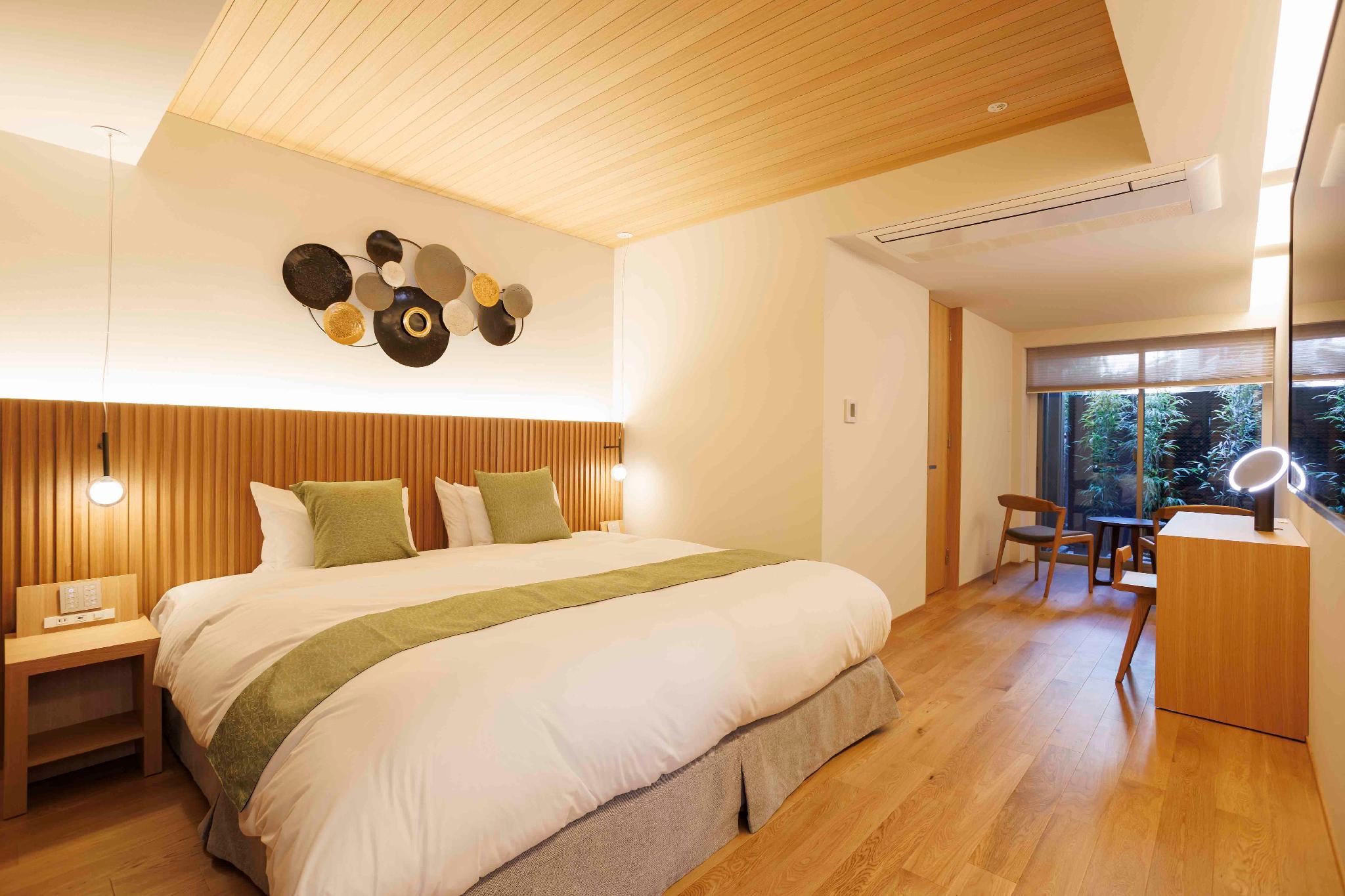 Room, King Bed, Sauna