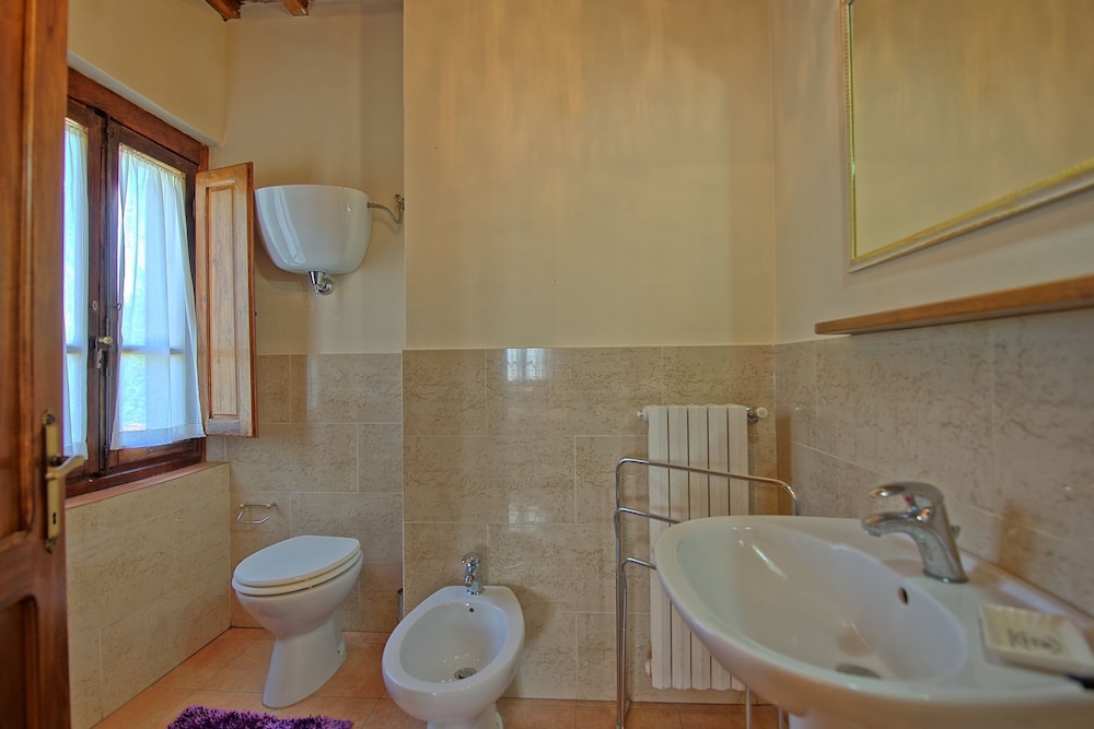 Agriturismo Podere Delle Querci 45/47