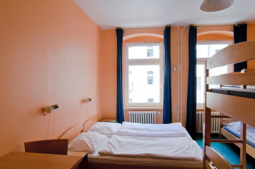 Happy Hotel Berlin 19/50