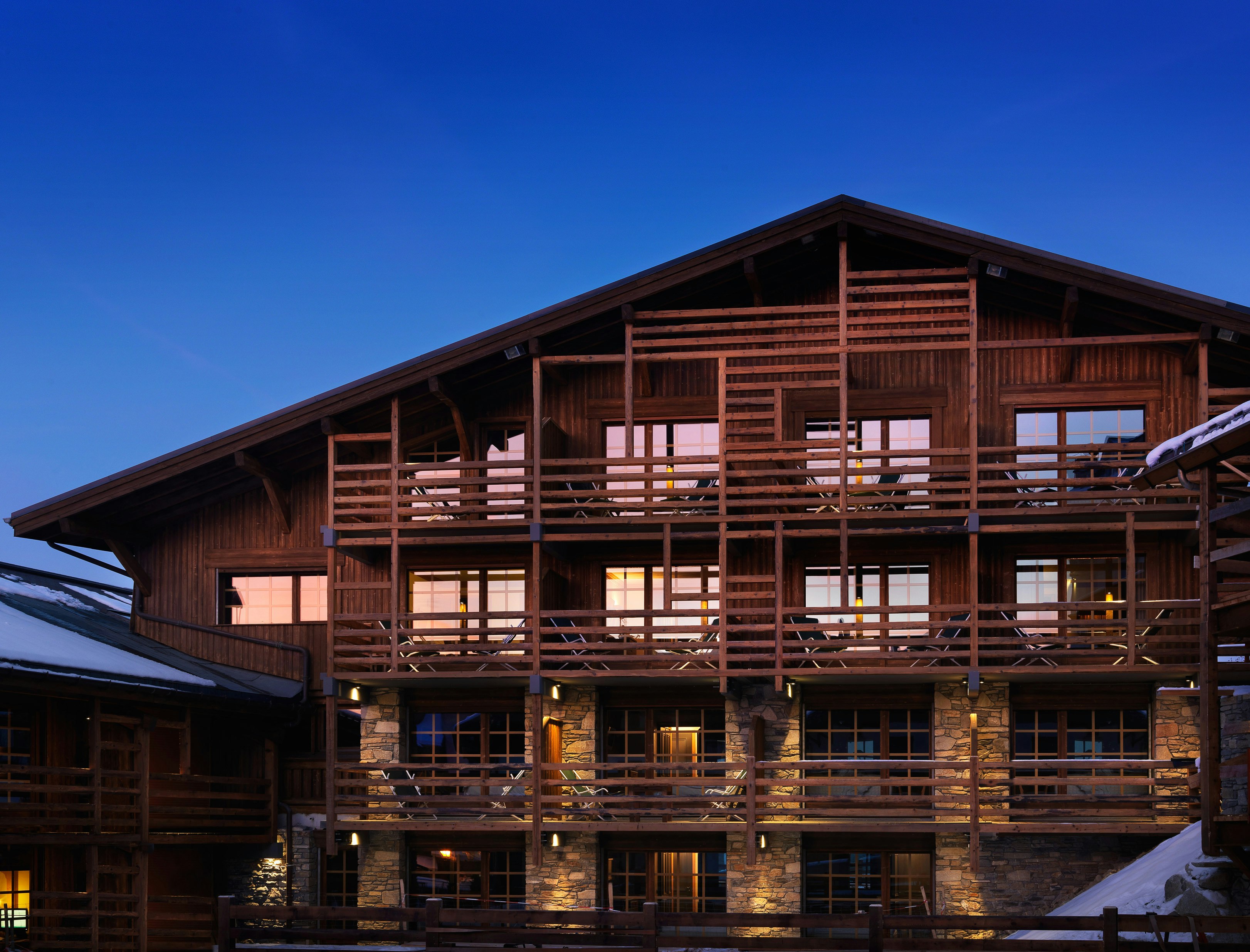 Le M de Megeve 3/37