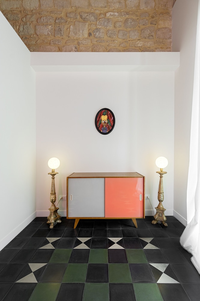 A.D.1768 Boutique Hotel 3/50