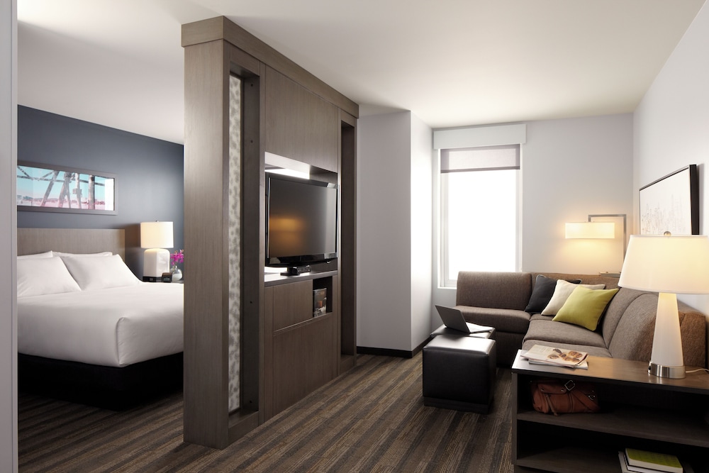 Room, King Bed, Sofa, Den, Accessible