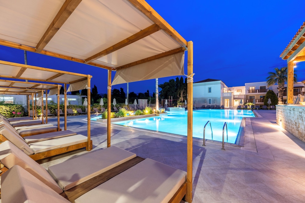 Aegean Houses 86/121