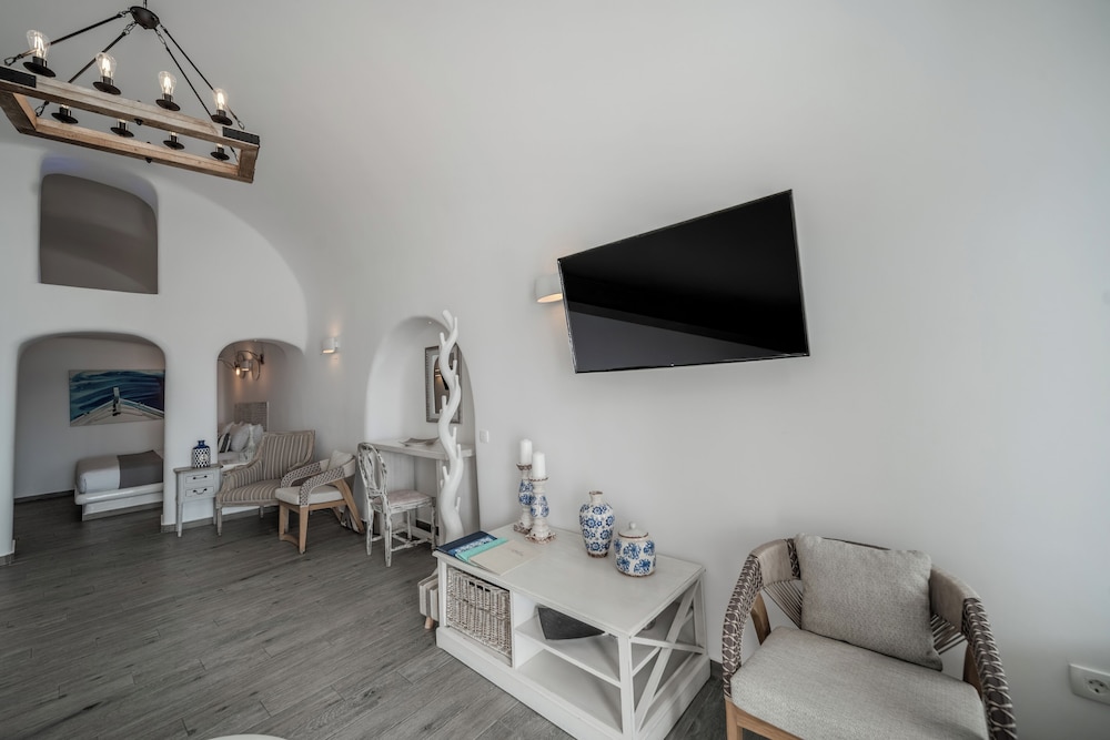 Angel Luxury Suites 33/46