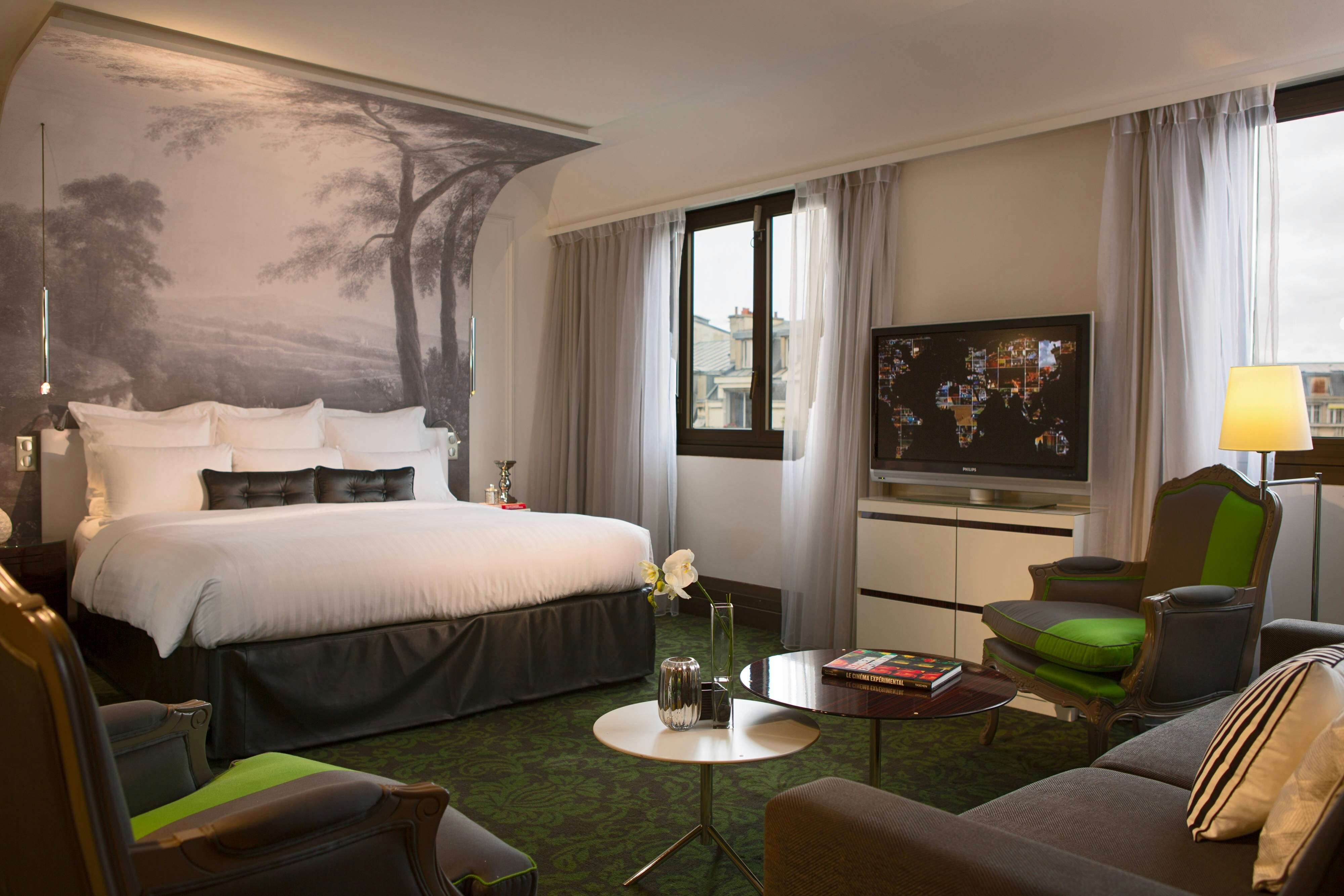 Renaissance Paris Nobel Tour Eiffel Hotel 36/38