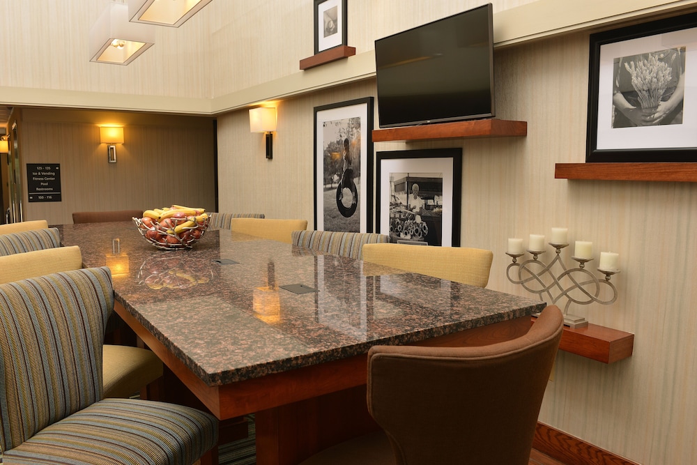 Hampton Inn Springfield-South 27/39