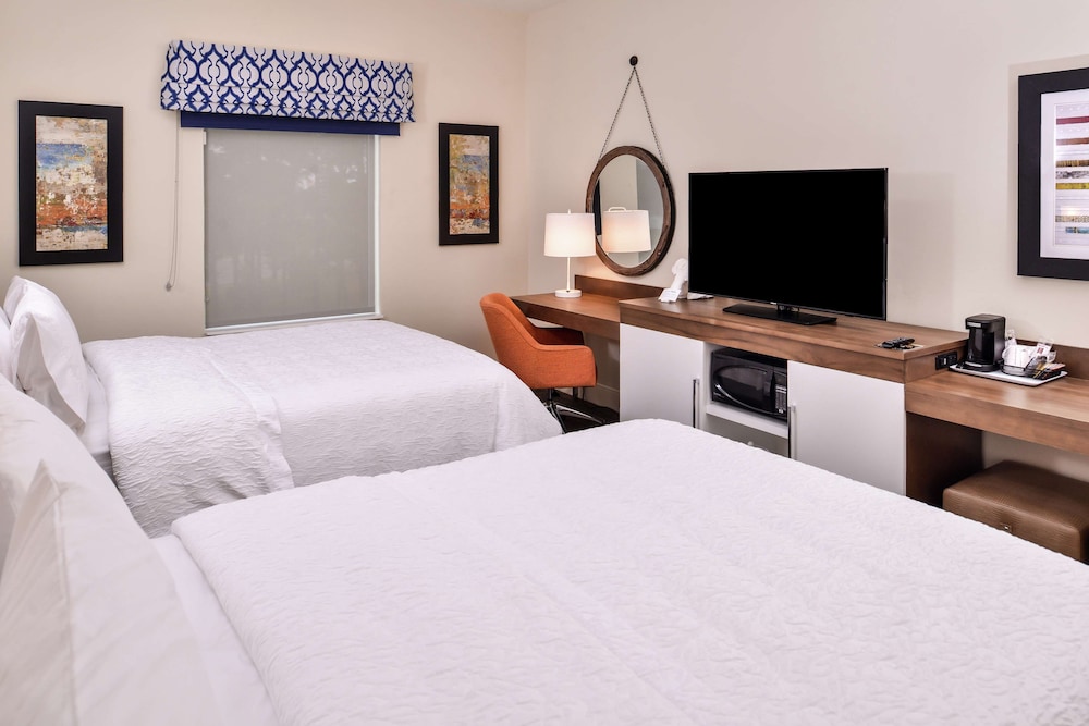 Hampton Inn Benson Nc 21/66