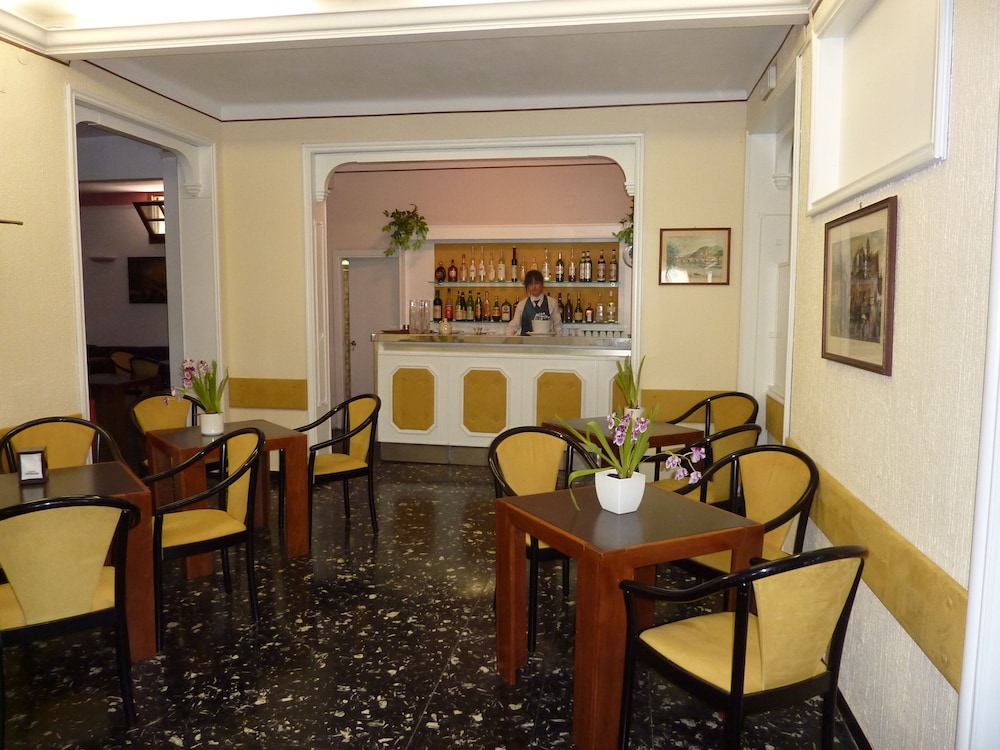 Hotel Ariston Montecarlo 30/50