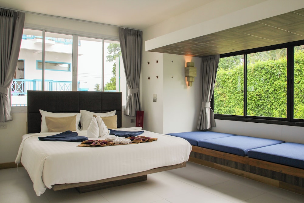 2 BEDROOMS, VILLA