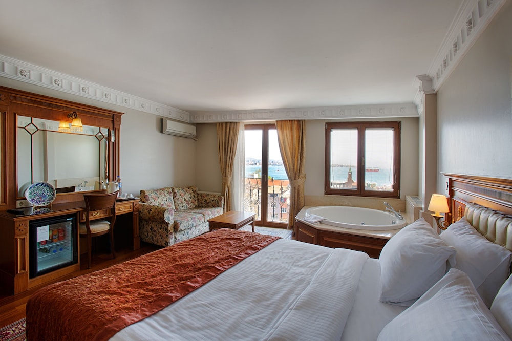 Sumengen Hotel 12/58