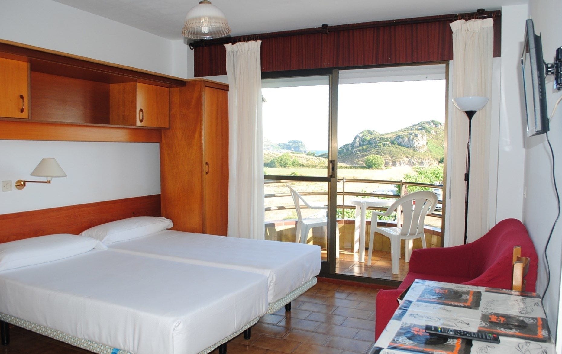 استوديو سوبيريور بسريرين منفصلين بإطلالة على الشاطئ، Suaces Apartamentos Turirticos 3/10