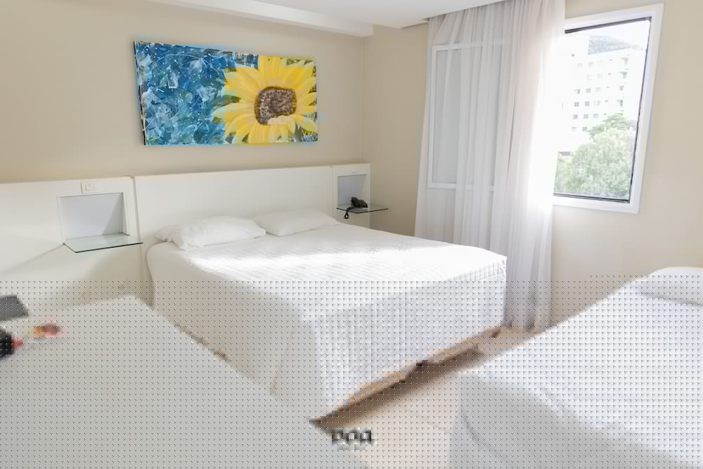 Plazza Hotel 7/55