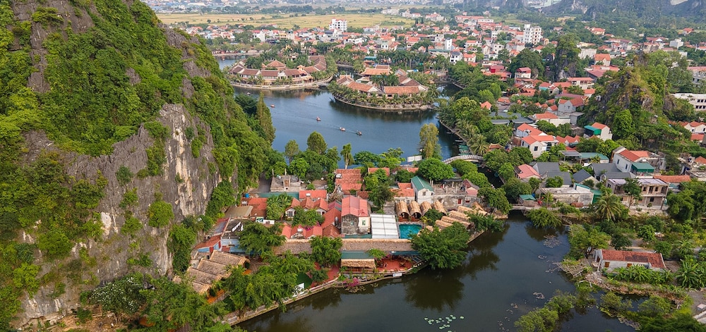 Tam Coc Bungalow 33/42