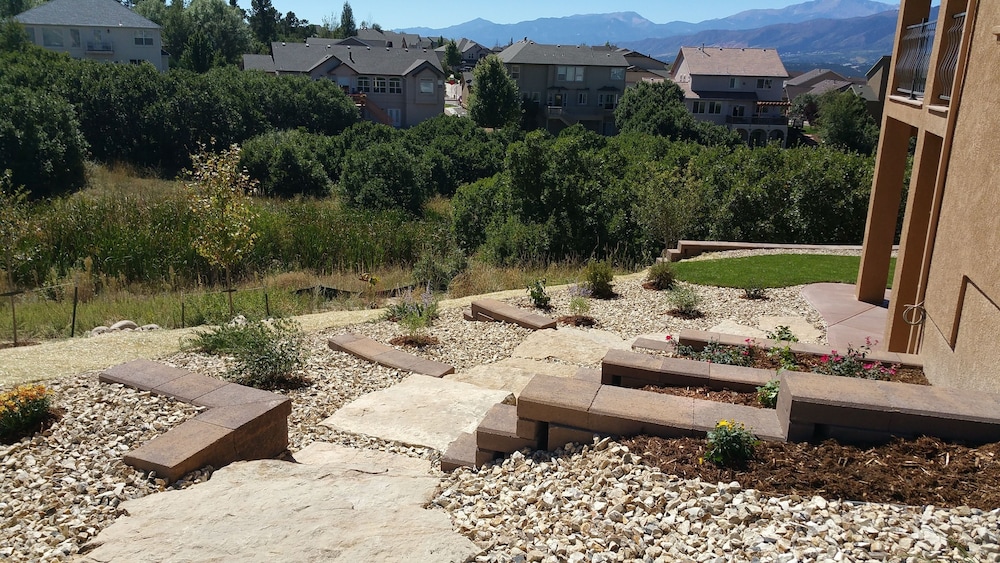 Chateau du Pikes Peak, a Tuscany Retreat 37/43