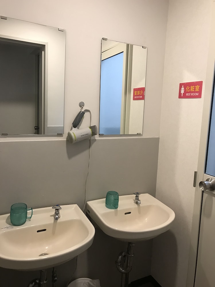 Guesthouse Hakodate Bay - Hostel 46/46