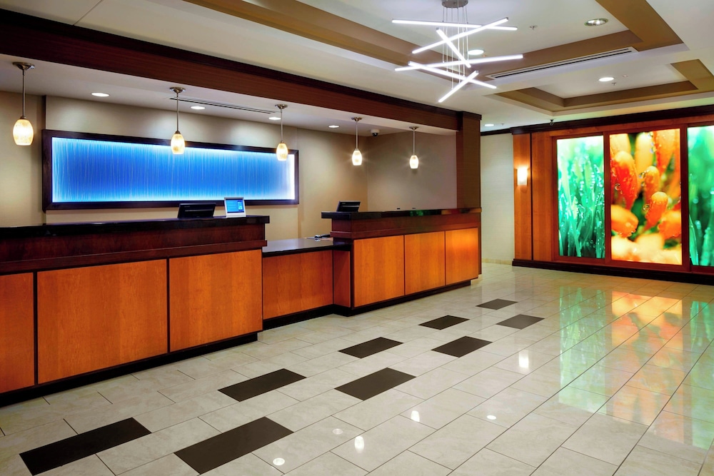 Fairfield Inn Suites Cumberland 6/50