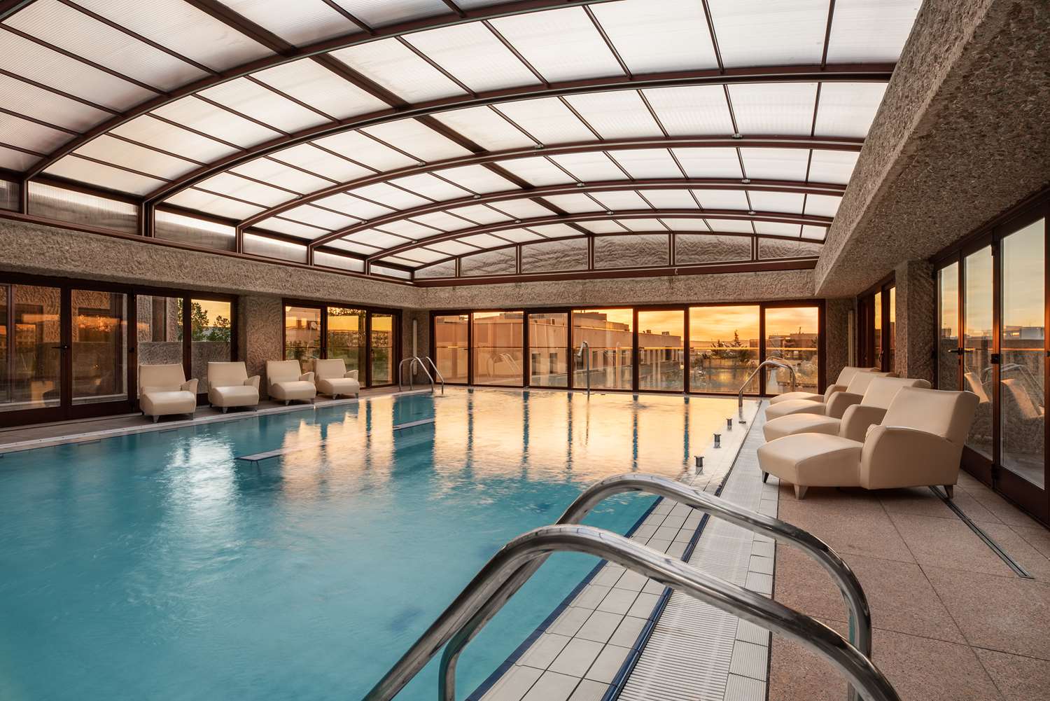 swimming pool spa