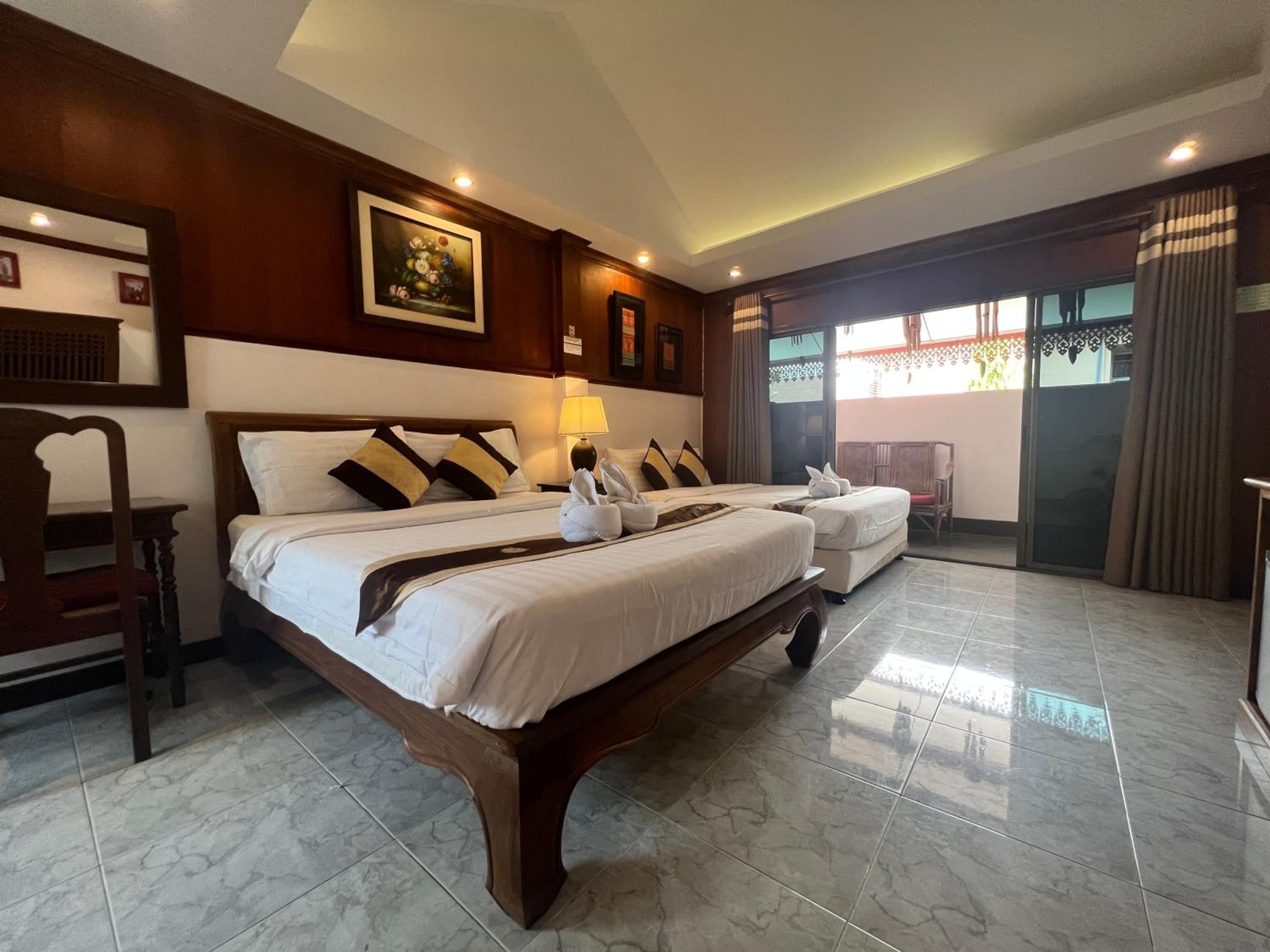 Family, King and Twin Beds